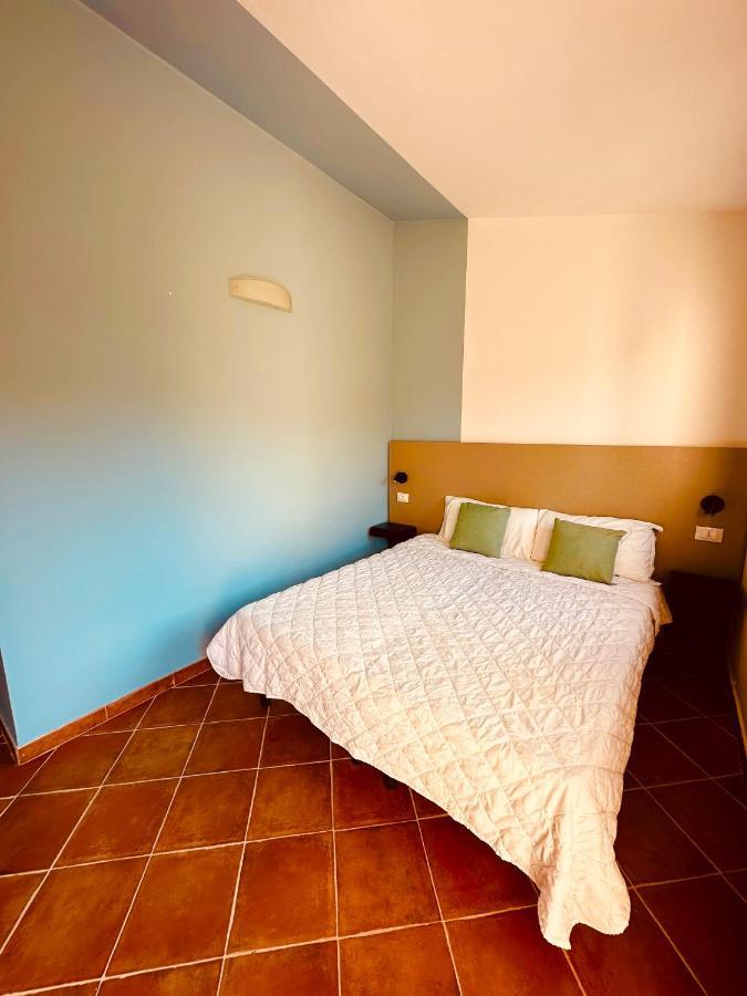Rocce Rosse Sardinia Aparthotel Isola Rossa Eksteriør bilde